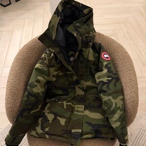 Canada Goose Camouflage Ski Jacket XS